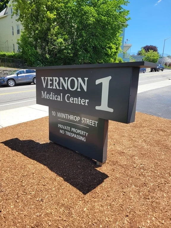 Unit for sale at 10 Winthrop St, Worcester, MA 01604