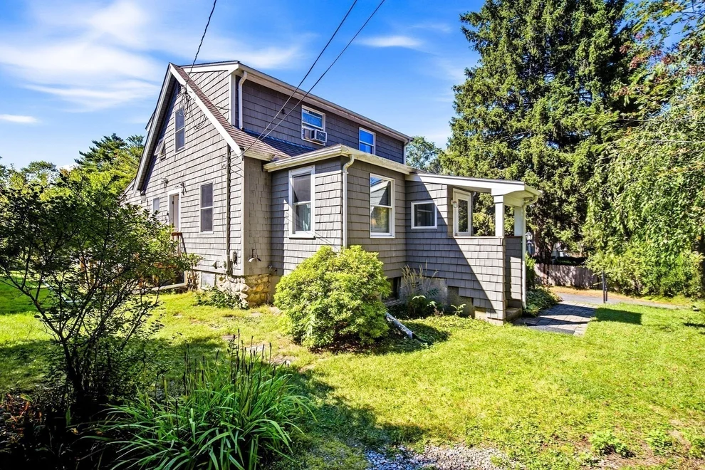 Unit for sale at 329 Sumner St, Norwood, MA 02062