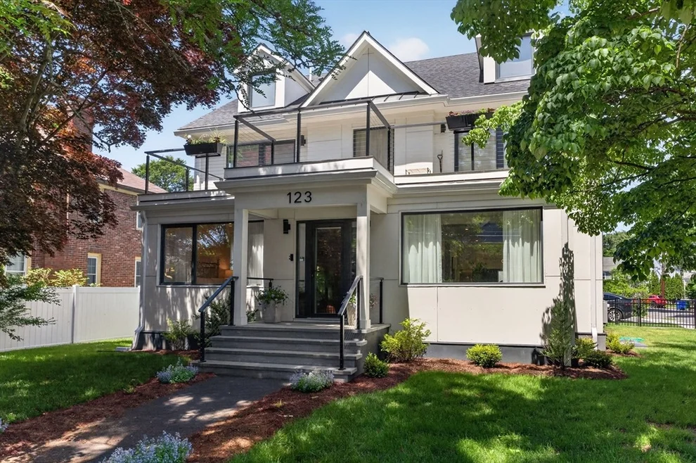 Unit for sale at 123 Auburn, Newton, MA 02466