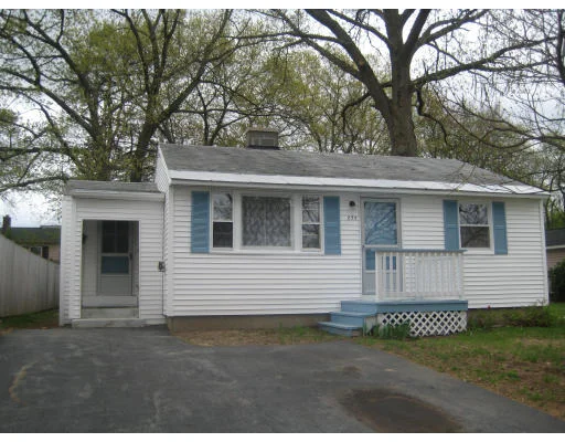 Unit for sale at 233 River Road, Lowell, MA 01852