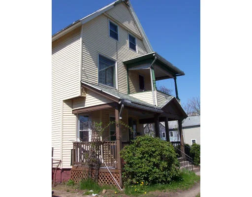 Unit for sale at 162-164 Walnut St, Springfield, MA 01105