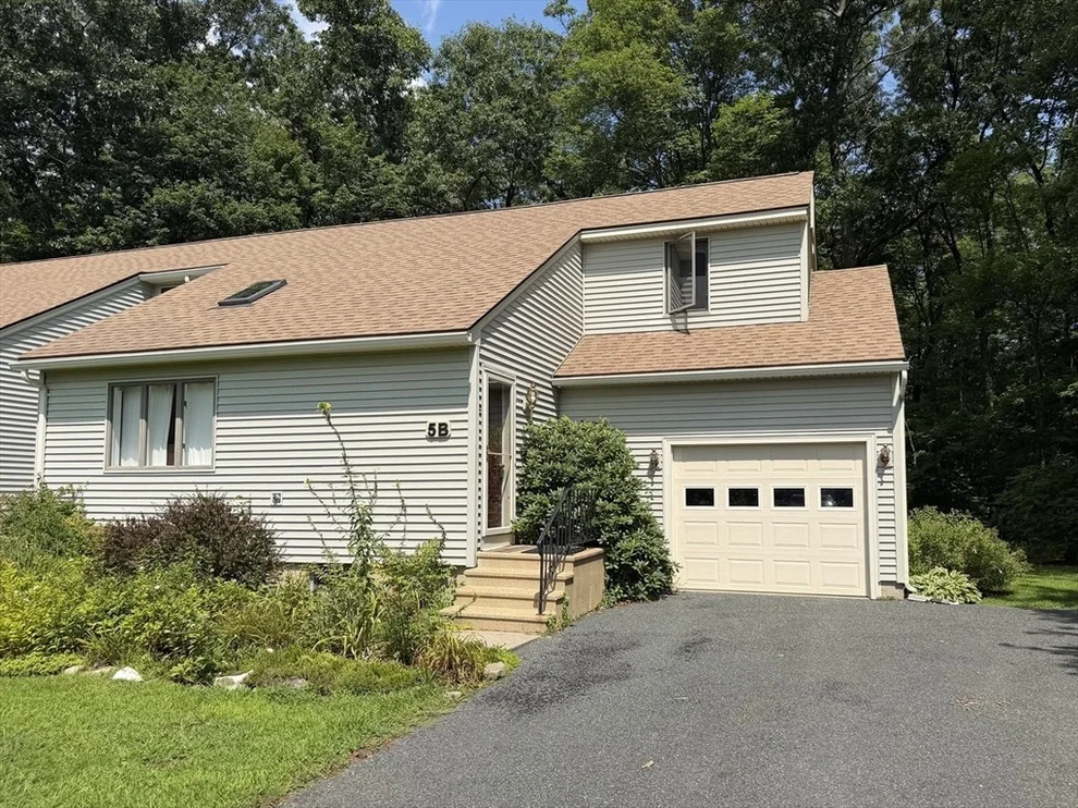 Unit for sale at 5 Meadow Oak Ln, Deerfield, MA 01373