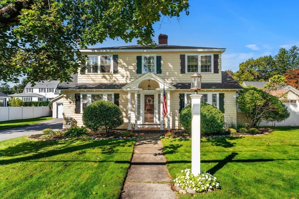 Unit for sale at 4 George, Andover, MA 01810