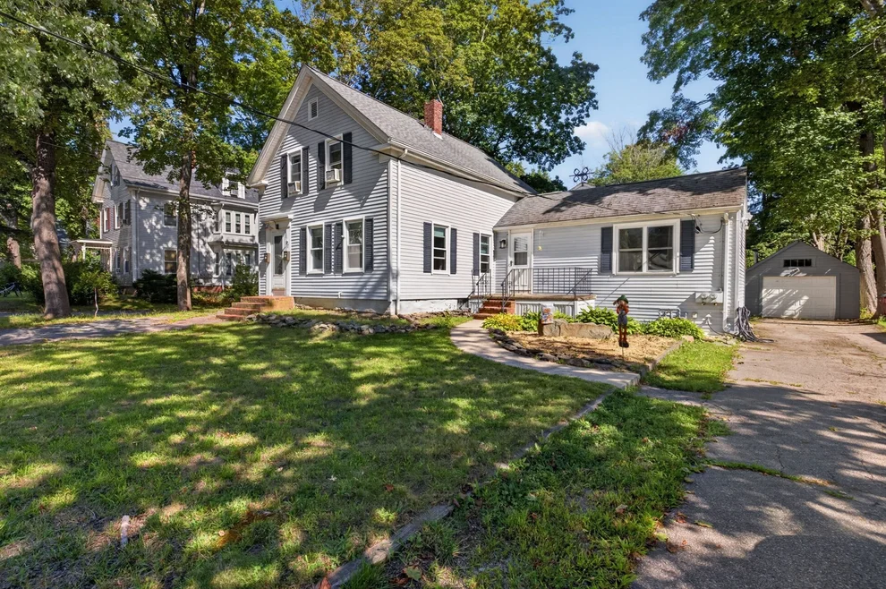 Unit for sale at 17 Pearl St, Middleboro, MA 02346