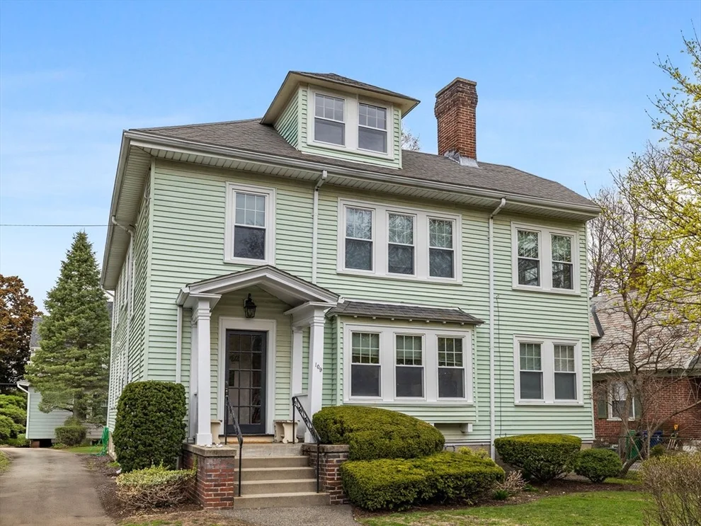 Unit for sale at 109 Auburn St & 0 Normandy Rd, Newton, MA 02466
