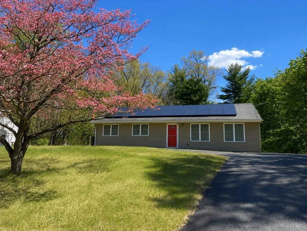 Unit for sale at 915 Bradley Road, Springfield, MA 01109