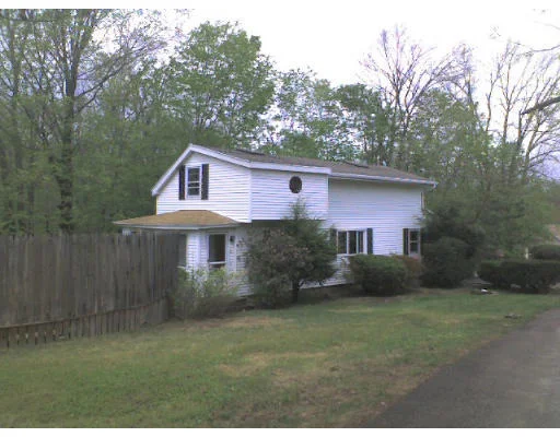 Unit for sale at 2 Chestnut St, Leicester, MA 01611