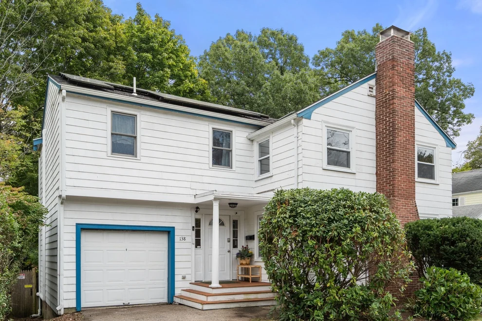 Unit for sale at 138 Winchester St, Newton, MA 02461