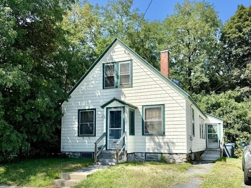 Unit for sale at 197 Oakland Ave, Methuen, MA 01844