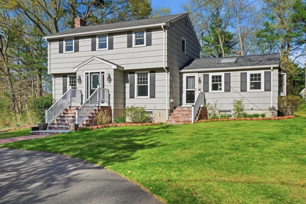 Unit for sale at 3 Fairway Dr, Canton, MA 02021