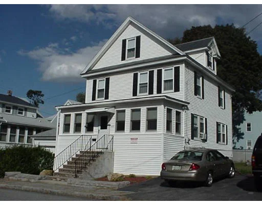 Unit for sale at 152 Dartmouth Street, Lowell, MA 01851