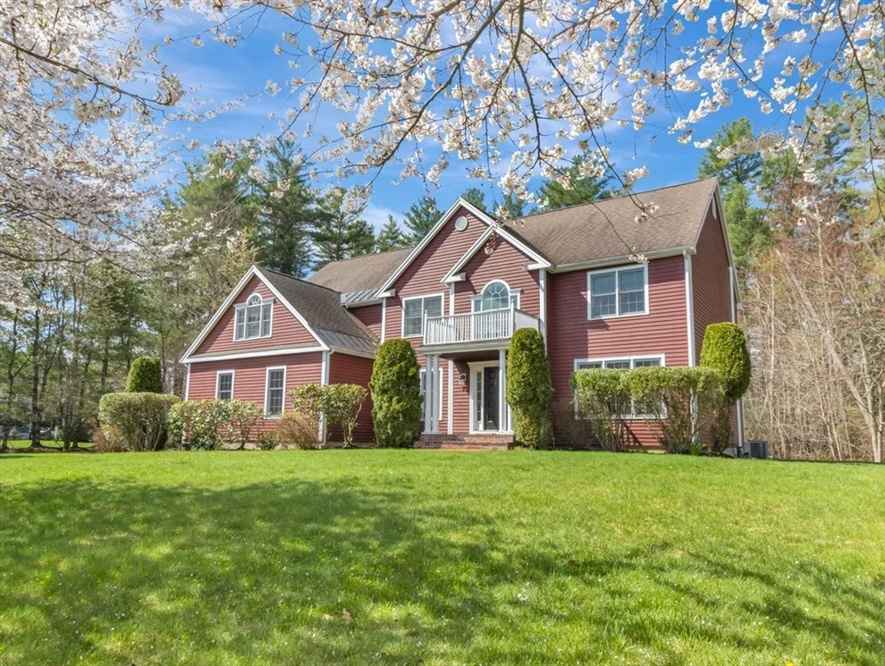 Unit for sale at 7 Tanglewood Drive, Easton, MA 02356