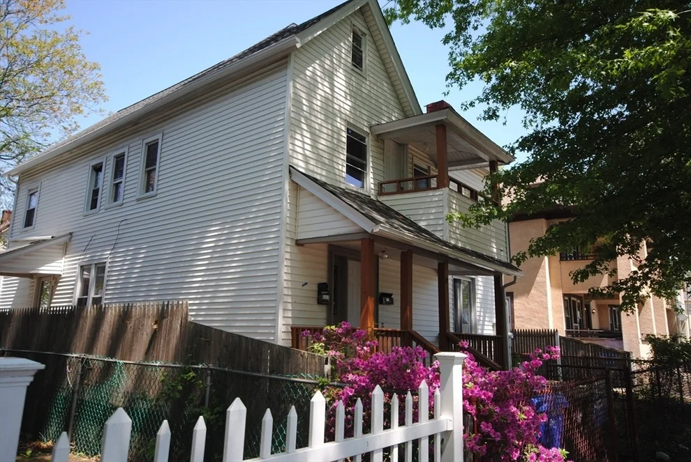 Unit for sale at 72 Hall St, Springfield, MA 01108
