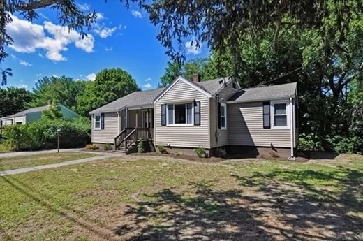 Unit for sale at 1036 Middleboro Avenue, Taunton, MA 02718