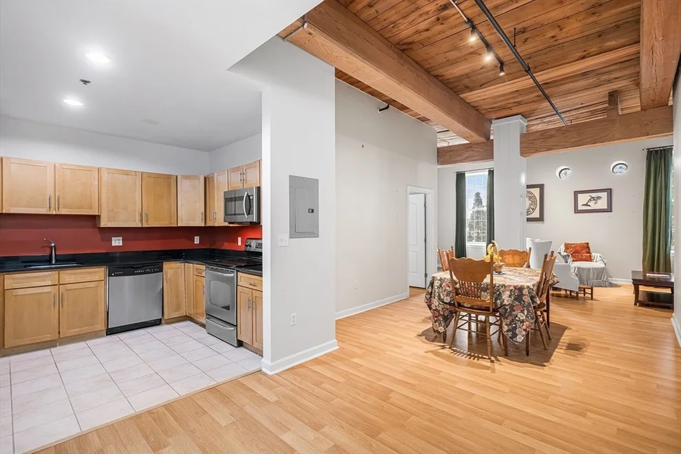 Unit for sale at 52 Lawrence Dr, Lowell, MA 01854