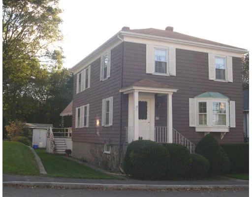 Unit for sale at 35 Chestnut St, Marblehead, MA 01945
