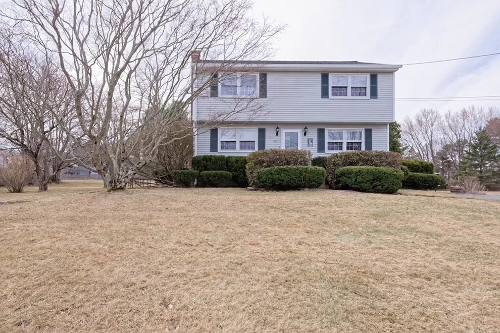 Unit for sale at 415 Dailey Dr, Franklin, MA 02038