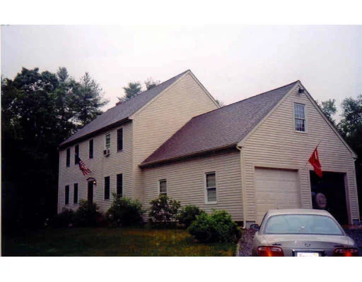 Unit for sale at 193 High St, Rochester, MA 02770