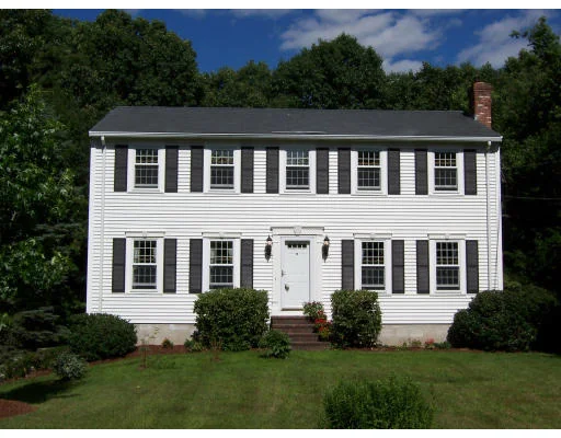 Unit for sale at 12 Zeus Dr, Chelmsford, MA 01824