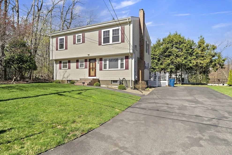 Unit for sale at 7 Oakwood Ave, Randolph, MA 02368
