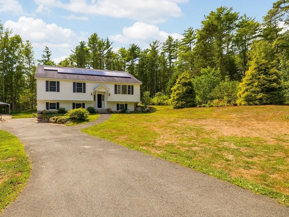 Unit for sale at 1327 Riceville Rd, Athol, MA 01331