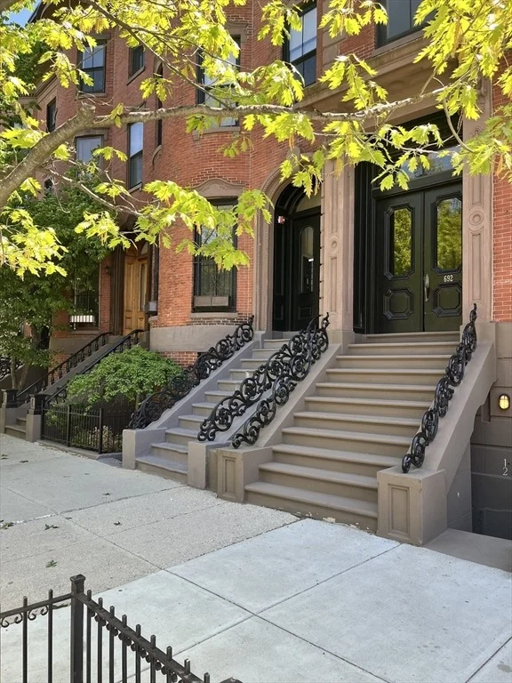 Unit for sale at 692 Tremont St, Boston, MA 02118