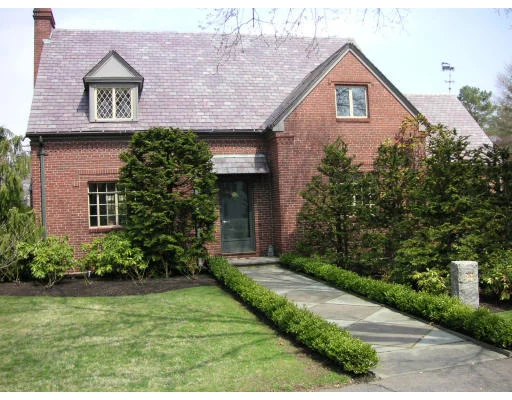 Unit for sale at 34 Londonderry Road, Marblehead, MA 01945