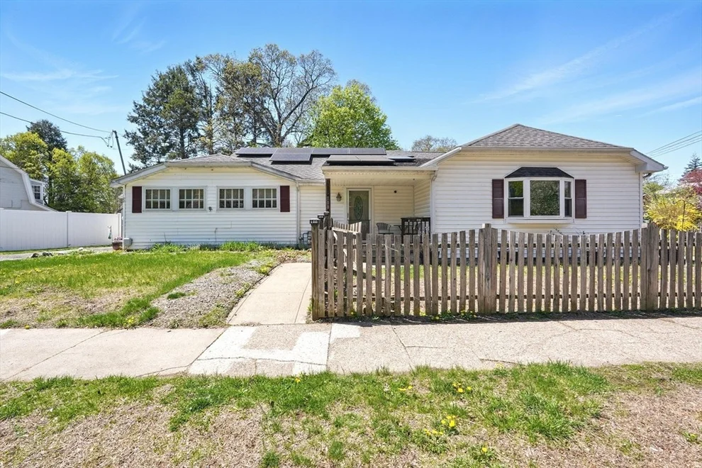 Unit for sale at 100 Nelson St, West Springfield, MA 01089