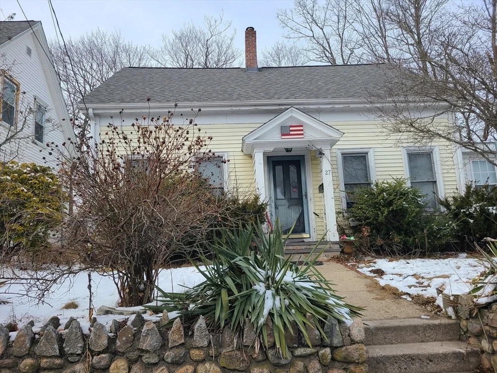 Unit for sale at 27 W Water St, Rockland, MA 02370