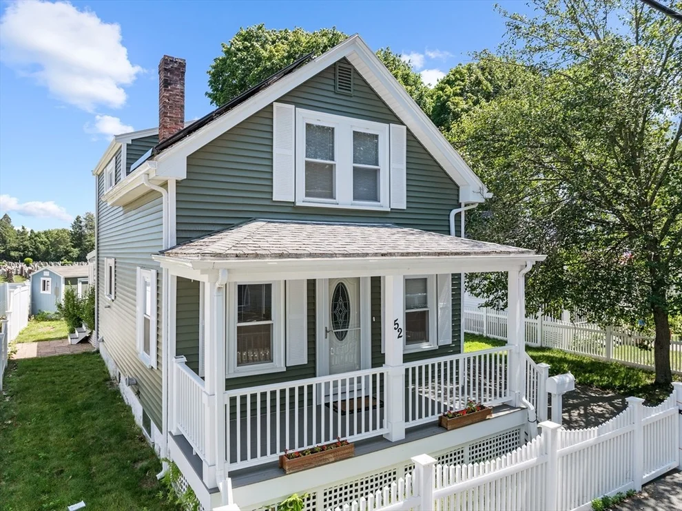 Unit for sale at 52 Glenwood Rd, Lynn, MA 01904