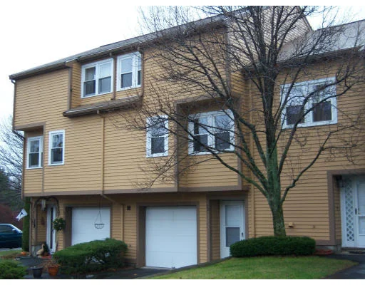 Unit for sale at 3 Russell Dr, Salem, MA 01970