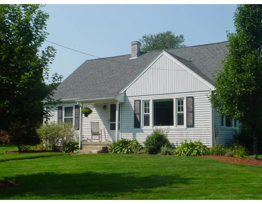 Unit for sale at 121 Maple St, Northborough, MA 01532