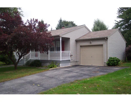 Unit for sale at 8 Mohawk Avenue, Worcester, MA 01603