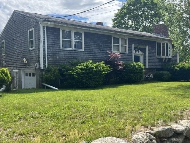 Unit for sale at 343 Old Bedford Rd, Westport, MA 02790
