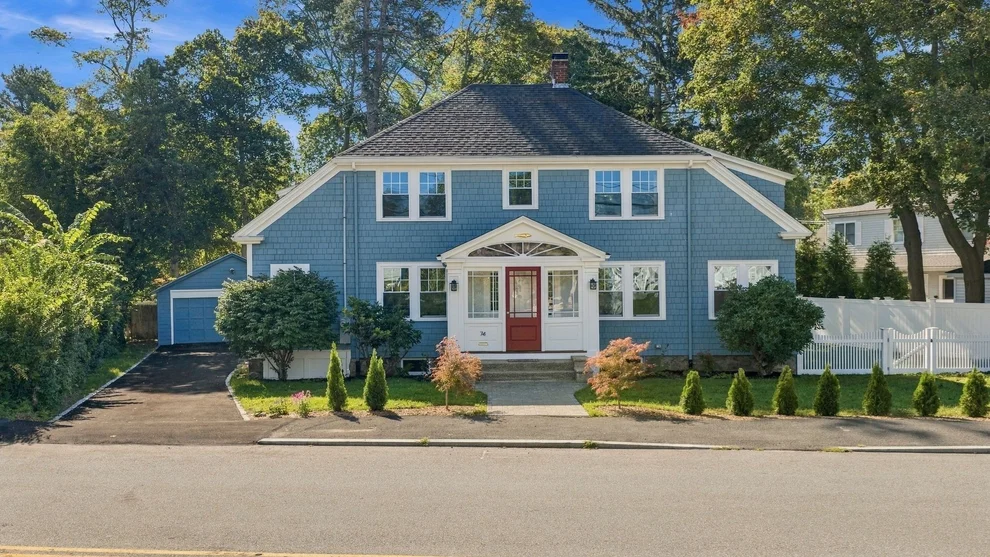 Unit for sale at 74 Tedesco St, Marblehead, MA 01945