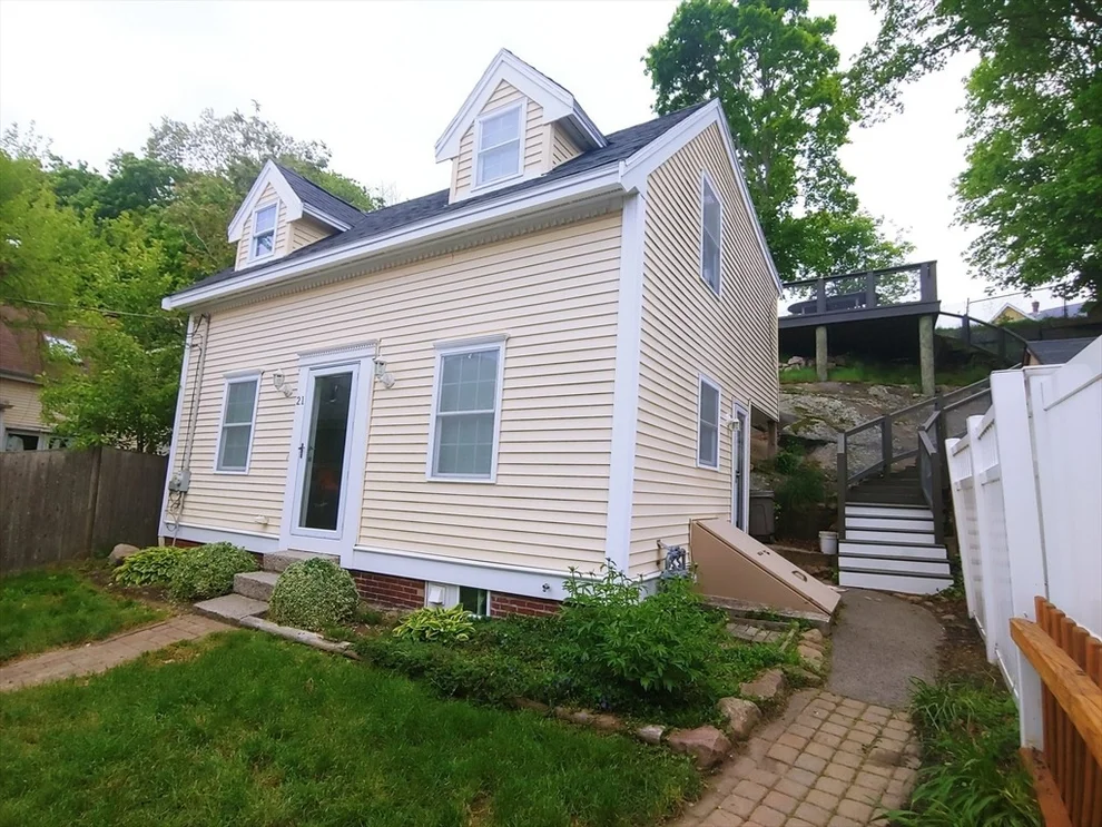 Unit for sale at 21 Beacon St, Gloucester, MA 01930