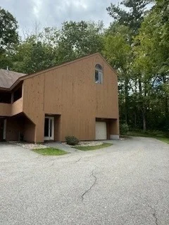 Unit for sale at 17 Eaton Ct, Haverhill, MA 01832