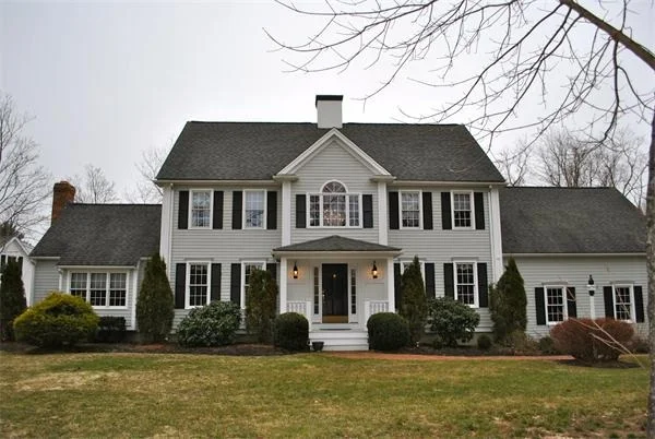 Unit for sale at 202 Winter St, Norwell, MA 02061