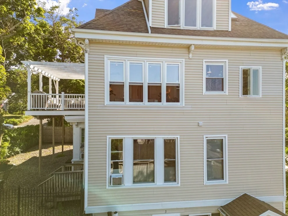 Unit for sale at 13 Whiting St, Plymouth, MA 02360
