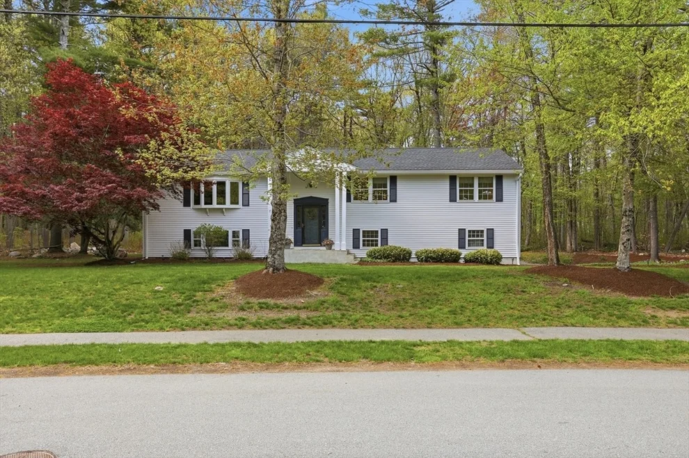 Unit for sale at 15 Harvard Dr, Bedford, MA 01730