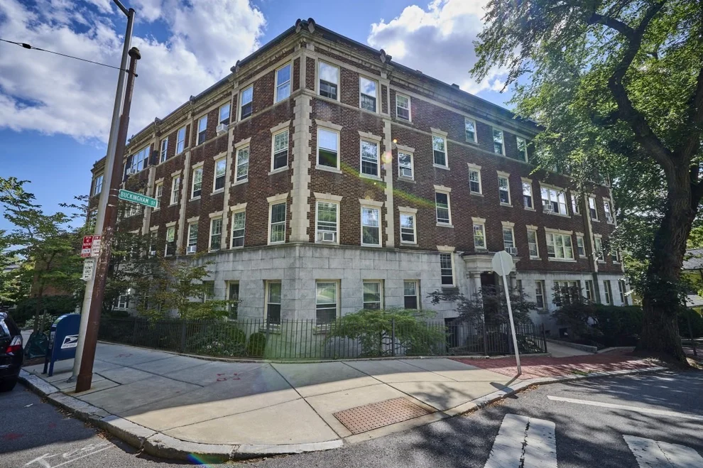 Unit for sale at 86 Buckingham St, Cambridge, MA 02138