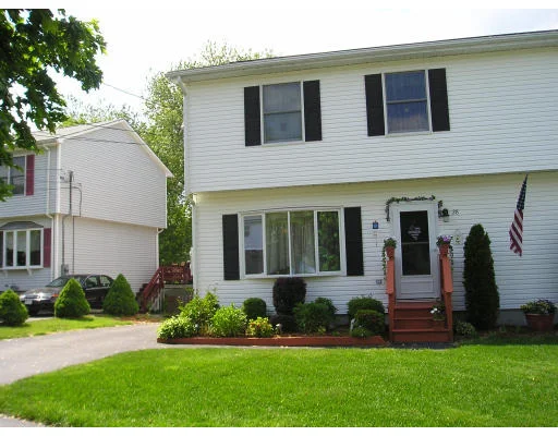 Unit for sale at 28 Saint Botolph, Haverhill, MA 01832