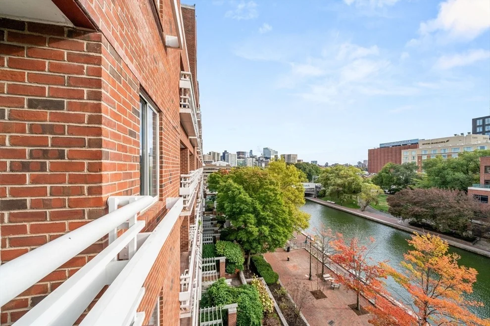Unit for sale at 4 Canal Park, Cambridge, MA 02141
