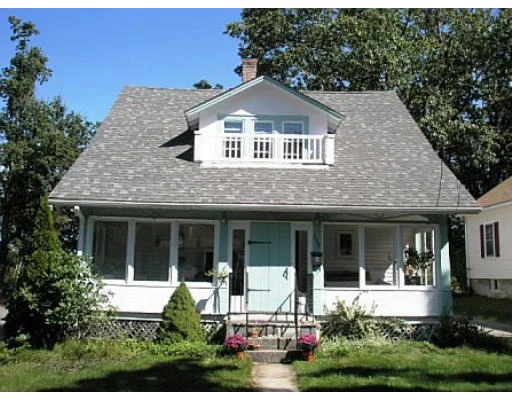 Unit for sale at 530 Milk St, Fitchburg, MA 01420
