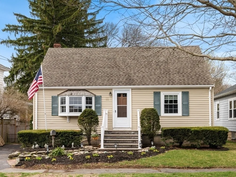 Unit for sale at 11 Warren St, Beverly, MA 01915