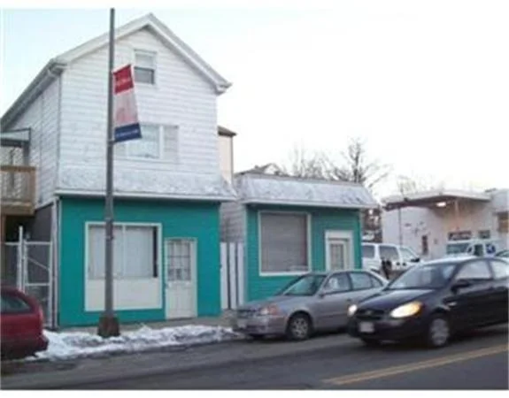 Unit for sale at 1432-1436 S Main St, Fall River, MA 02724