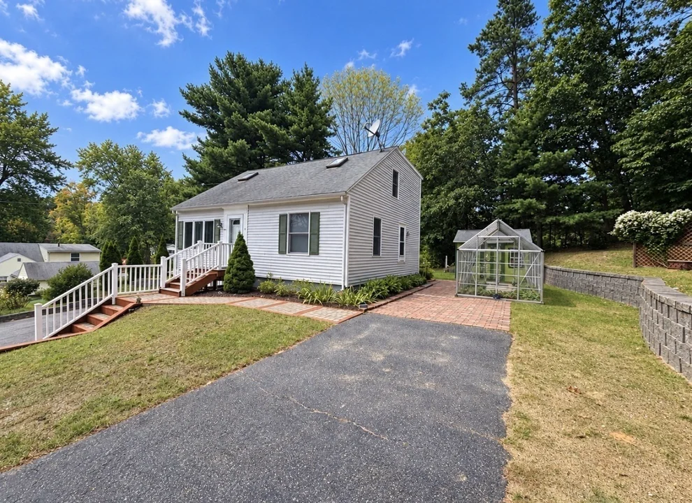 Unit for sale at 6 North Lane, Monson, MA 01057