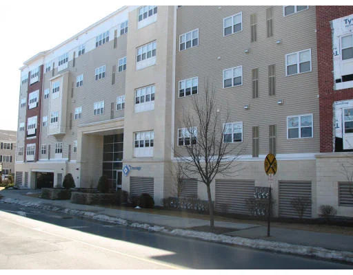 Unit for sale at 140 Railroad Ave, Norwood, MA 02062