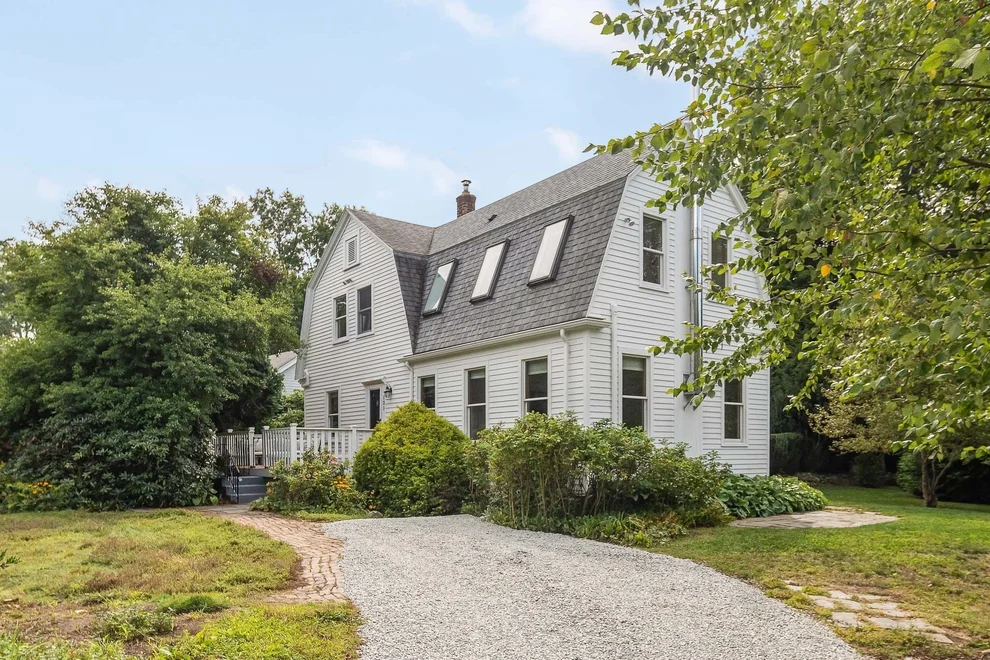 Unit for sale at 131 Lincoln Rd, Lincoln, MA 01773
