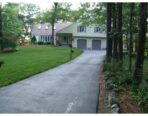 Unit for sale at 36 Mill St, Middleton, MA 01949